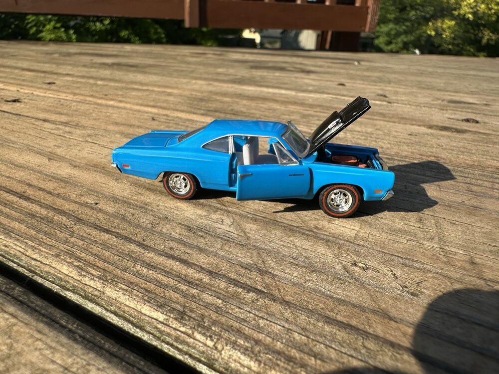 1969 PLYMOUTH ROAD RUNNER Blue Hemi M2 MACHINES MUSCLE 1:64